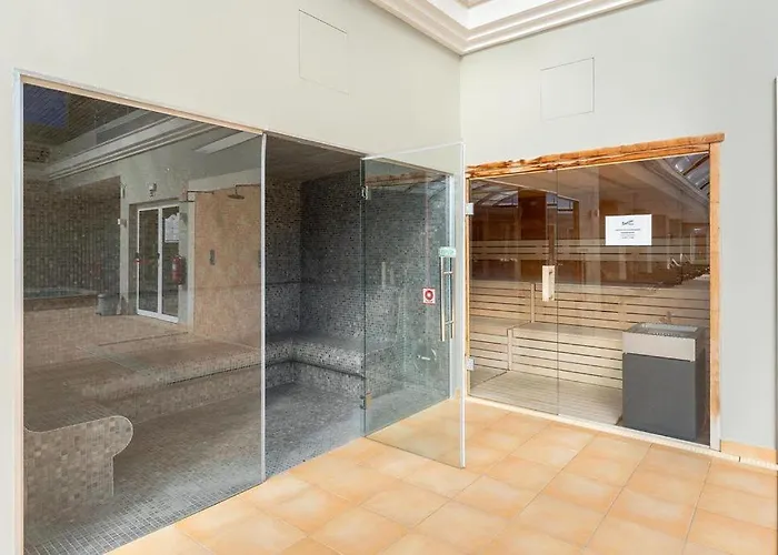 Casa Eva, Golfe, Conforto, Piscina E * ラゴス