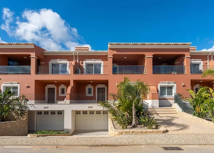 Casa Eva, Golfe, Conforto, Piscina E * ラゴス